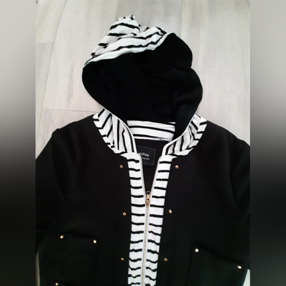 Jacket - Picture 3 of 4